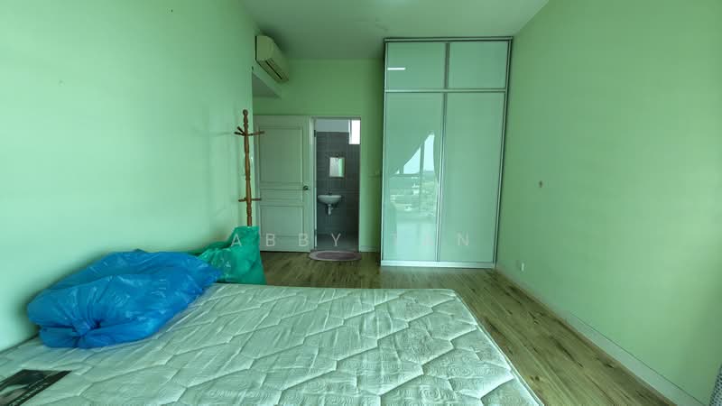 Kondominium untuk Dijual di Alam Damai - Abby Tan - Bedroom - PropertyGuru.com.my