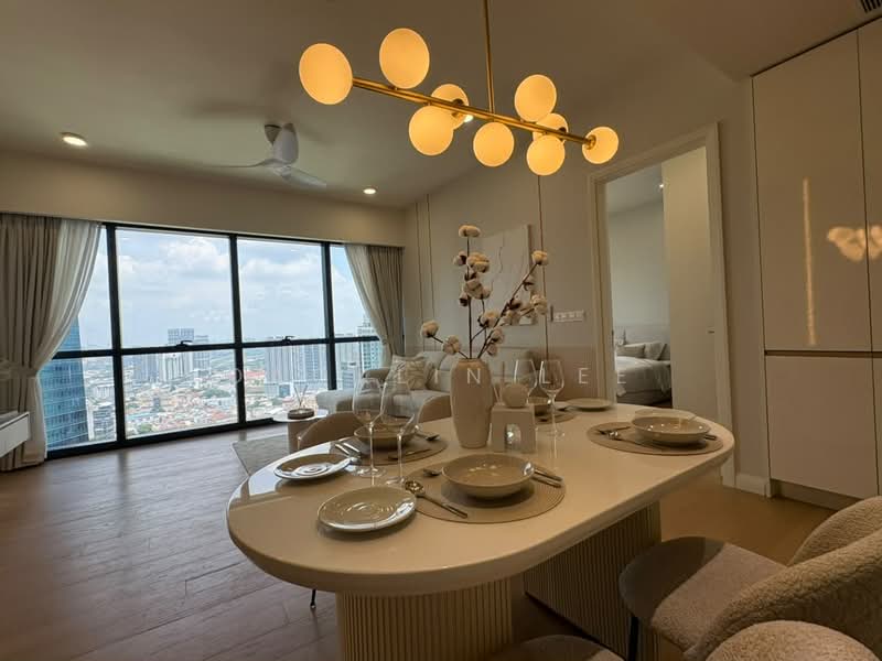 Servis Apartment untuk Dijual di TRX Residences - Dacklin Lee - Living Room - PropertyGuru.com.my