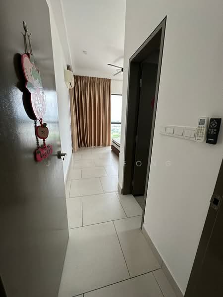 Servis Apartment untuk Disewa di Astetica Residences - Jess Leong - Corridor - PropertyGuru.com.my