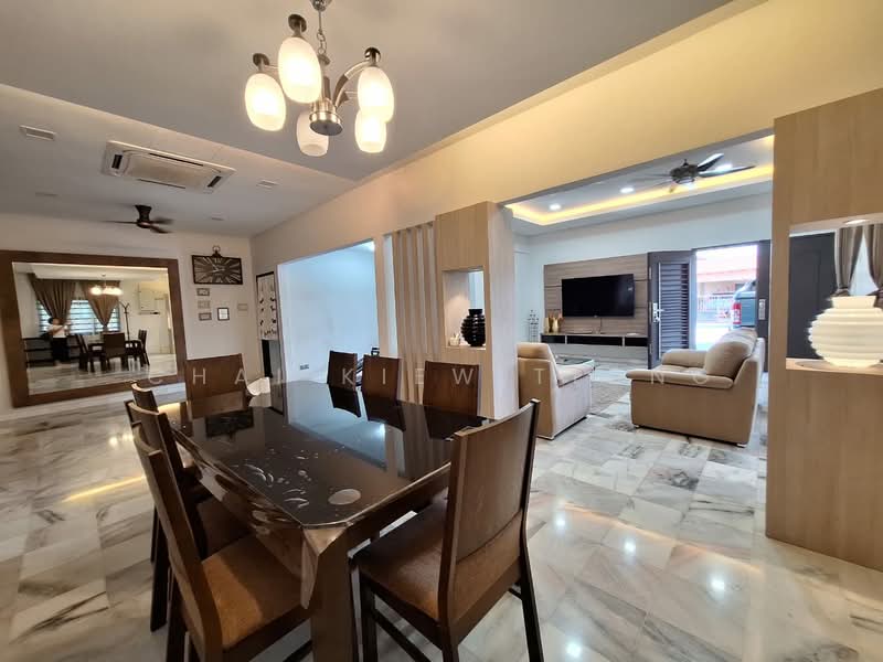 Rumah Banglo untuk Disewa di Kuantan (Pahang) - Chai Kiew Tiong - Dining Room - PropertyGuru.com.my