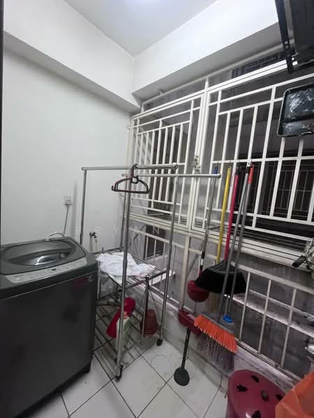 Kondominium untuk Disewa di Radius Residence - Bryan Lee - Balcony - PropertyGuru.com.my