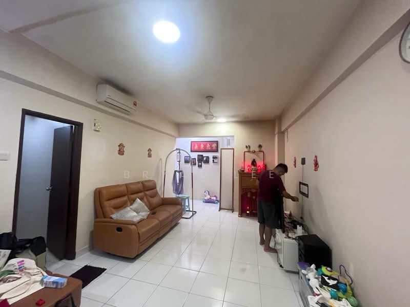 Kondominium untuk Disewa di Radius Residence - Bryan Lee - Living Room - PropertyGuru.com.my