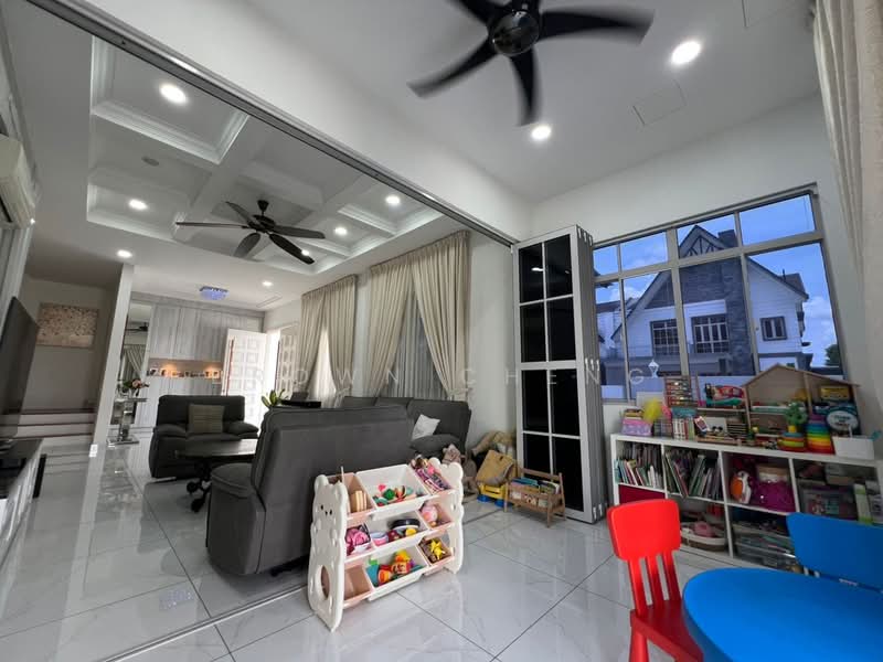 Rumah Berkembar untuk Dijual di Taman Ekoflora (Johor Bahru) - Brown Cheng - Living Room - PropertyGuru.com.my