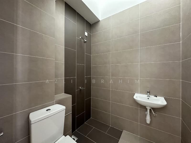 2-storey Terraced House for Sale in Alam Sari (Bangi) - Azli Ibrahim - Bathroom - PropertyGuru.com.my