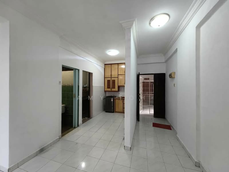 Pangsapuri untuk Disewa di Desa Permai Indah Apartment - Amy Toh - Kitchen - PropertyGuru.com.my
