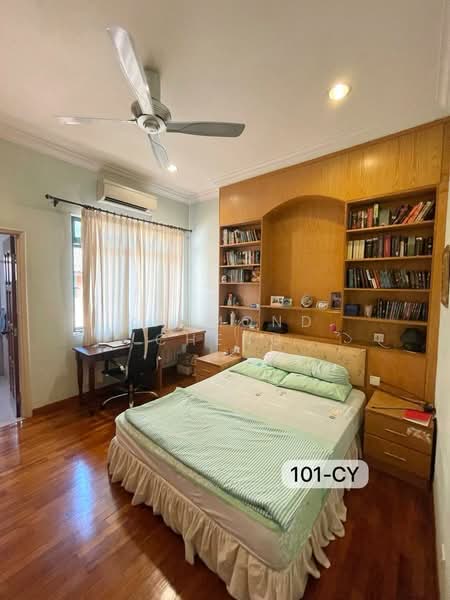 Rumah Banglo untuk Dijual di Bukit Rimau (Shah Alam) - Raymond Cheng - Bedroom - PropertyGuru.com.my
