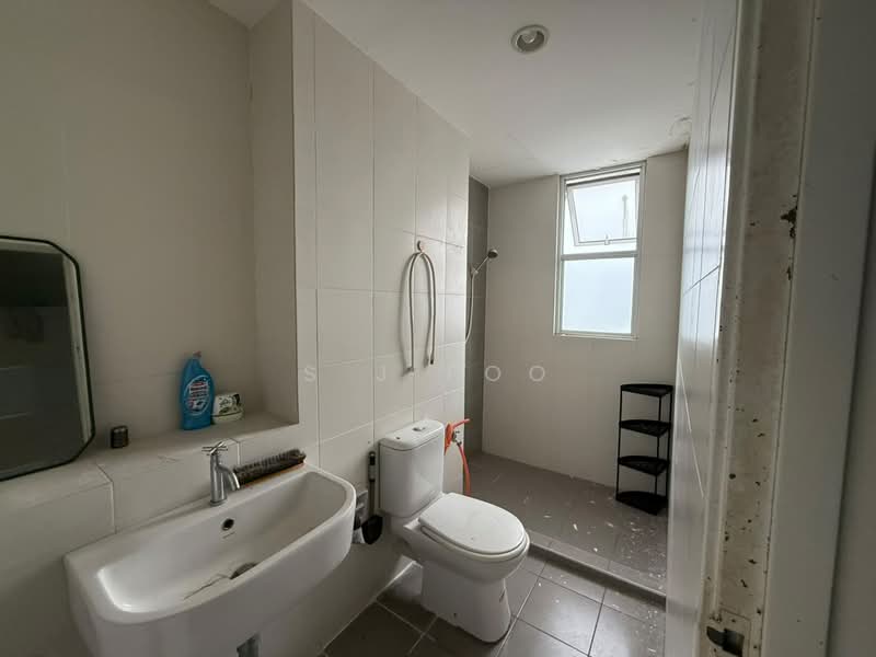 Condominium for Sale at Elit Heights @ Bayan City - S J Foo - Bathroom - PropertyGuru.com.my