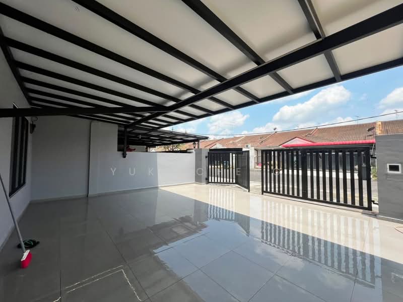1-storey Terraced House for Sale in Taman Putri Kulai (Kulai) - Yuki Cheng - PropertyGuru.com.my