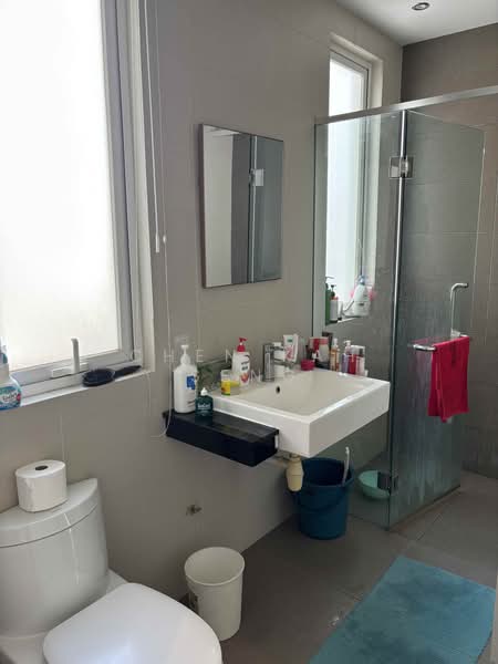 Kondominium untuk Dijual di The Park Residences 1 - Chen Kah Seng - Bathroom - PropertyGuru.com.my