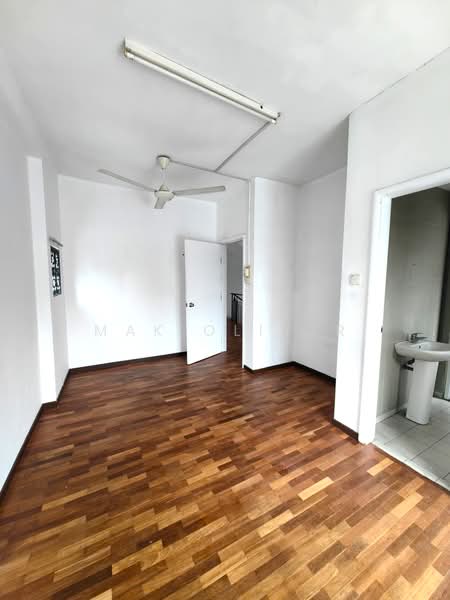 3-storey Terraced House for Sale in Taman Esplanad (Bukit Jalil) - Mak Oliver - Interior - PropertyGuru.com.my