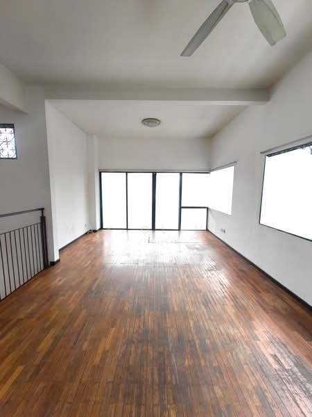3-storey Terraced House for Sale in Taman Esplanad (Bukit Jalil) - Mak Oliver - Interior - PropertyGuru.com.my
