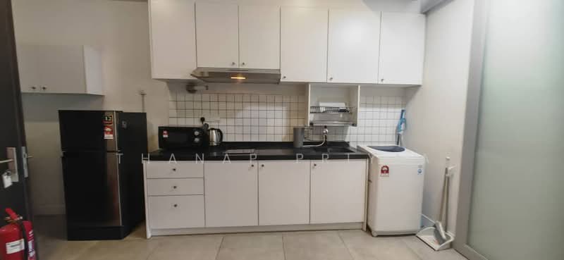 Service Residence for Rent at Union Suites - Thanap Priyaa - Kitchen - PropertyGuru.com.my