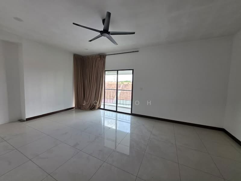 Rumah Berkembar untuk Dijual di Taman Nusa Idaman (Iskandar Puteri (Nusajaya)) - Joe Loh - Living Room - PropertyGuru.com.my