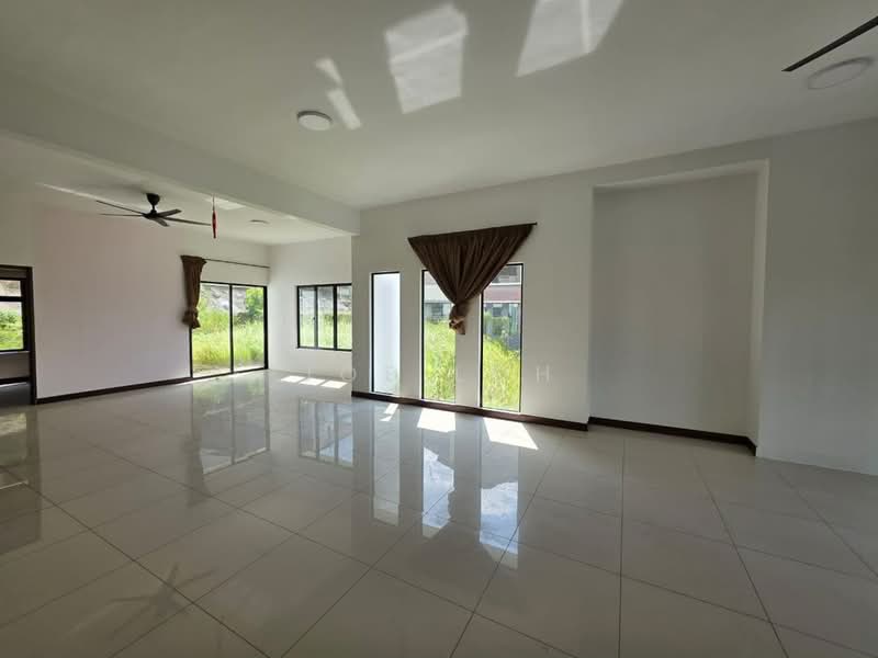 Rumah Berkembar untuk Dijual di Taman Nusa Idaman (Iskandar Puteri (Nusajaya)) - Joe Loh - Living Room - PropertyGuru.com.my