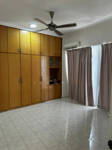 Kondominium untuk Dijual di Coastal Tower - Leong . - Bedroom - PropertyGuru.com.my