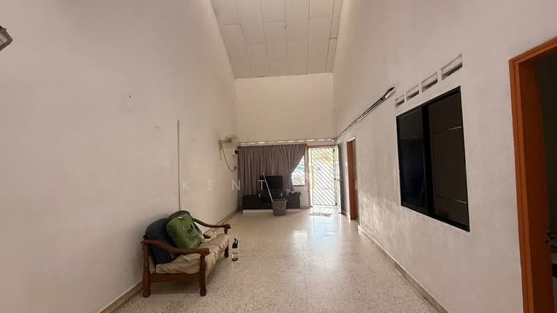 1-storey Terraced House for Rent in Taman Skudai Baru (Skudai) - Kent Loi - Living Room - PropertyGuru.com.my