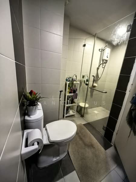 Condominium for Sale at First Residence (Residensi Unggul) - Leon Franciscus - PropertyGuru.com.my