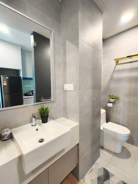 Servis Apartment untuk Dijual di Riveria City - Ganabathi A/L Ramachandran - Bathroom - PropertyGuru.com.my