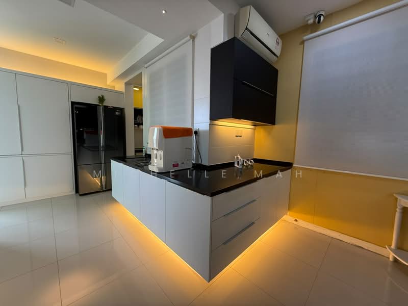 Condominium for Sale at Vertiq - Michelle Mah - Kitchen - PropertyGuru.com.my
