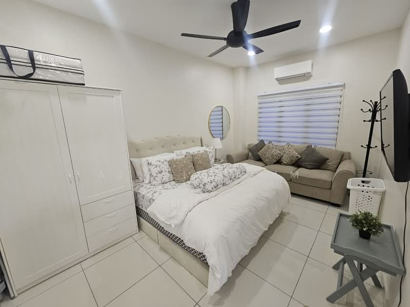 2-storey Terraced House for Sale in Alam Sari (Bangi) - Azli Ibrahim - Bedroom - PropertyGuru.com.my
