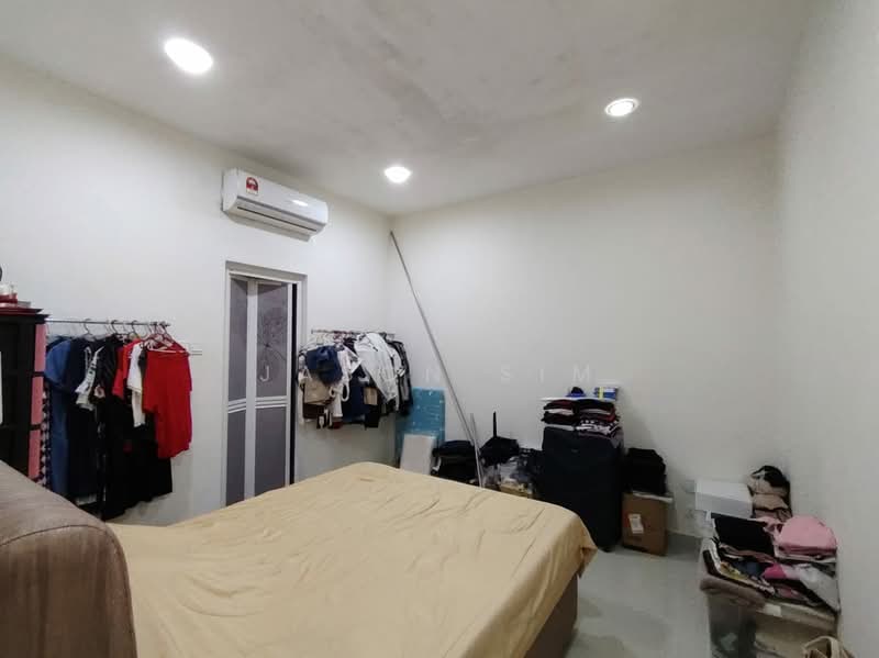2-storey Terraced House for Sale in Taman Impian Emas (Skudai) - Jason Sim - Bedroom - PropertyGuru.com.my