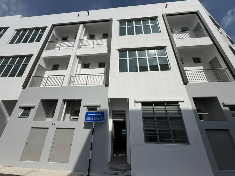 Shop / Office for Sale in Gelang Patah (Johor) - Iden Tan - Exterior - PropertyGuru.com.my