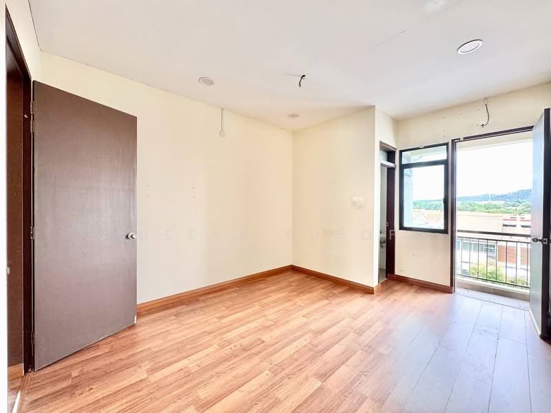 2.5-storey Terraced House for Sale in Puncak Bestari (Puncak Alam) - Deeya Yusof - PropertyGuru.com.my