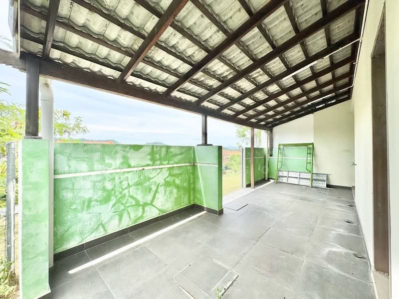 2.5-storey Terraced House for Sale in Puncak Bestari (Puncak Alam) - Deeya Yusof - PropertyGuru.com.my