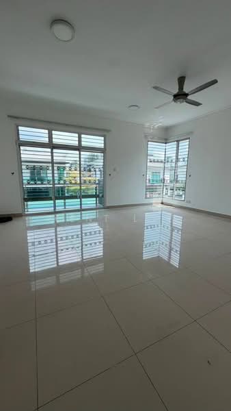 Semi-Detached House for Rent in Senibong (Permas Jaya) - Kent Loi - Living Room - PropertyGuru.com.my