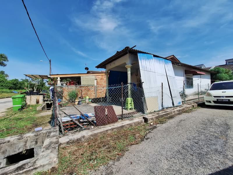 Rumah Teres 1 Tingkat untuk Dijual di Bukit Setongkol (Kuantan) - Chai Kiew Tiong - Exterior - PropertyGuru.com.my