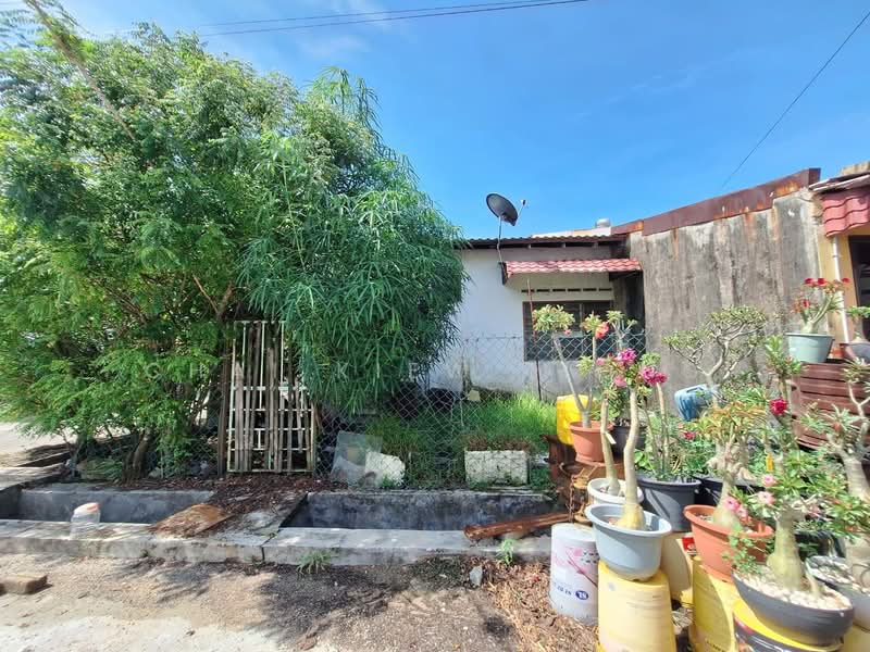 Rumah Teres 1 Tingkat untuk Dijual di Bukit Setongkol (Kuantan) - Chai Kiew Tiong - Exterior - PropertyGuru.com.my