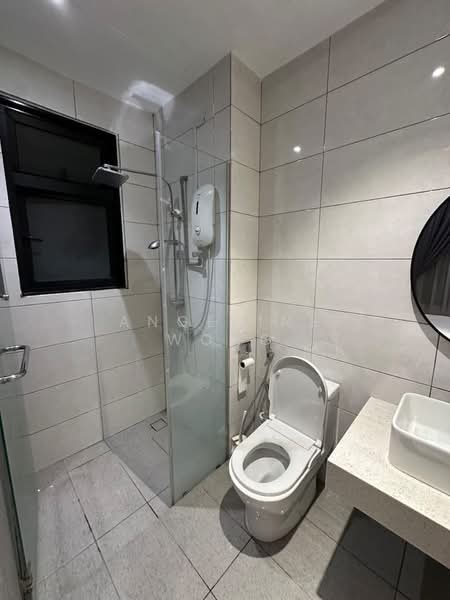 Servis Apartment untuk Dijual di ANYA at Shorea Park - Angeline Wong - Bathroom - PropertyGuru.com.my