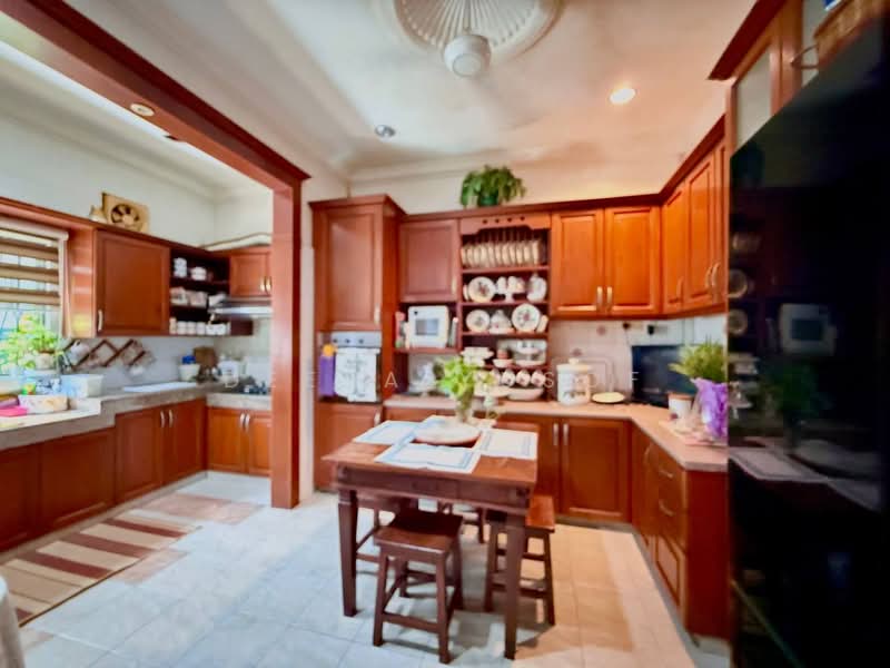 2.5-storey Terraced House for Sale in Seksyen 7 (Shah Alam) - Deeya Yusof - PropertyGuru.com.my