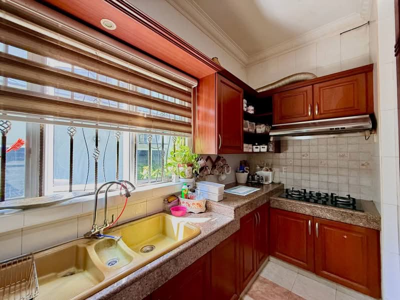 2.5-storey Terraced House for Sale in Seksyen 7 (Shah Alam) - Deeya Yusof - PropertyGuru.com.my