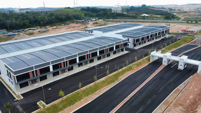 Kilang untuk Dijual di Akasia Business Park (Ulu Tiram) - Tom Chiew - Exterior - PropertyGuru.com.my