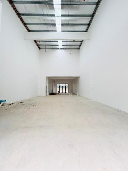 Kilang Teres untuk Dijual di Akasia Business Park (Ulu Tiram) - Tom Chiew - Interior - PropertyGuru.com.my