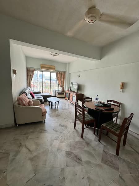 Kondominium untuk Dijual di Sri Pelangi Condominiums - Azli Ibrahim - Living Room - PropertyGuru.com.my