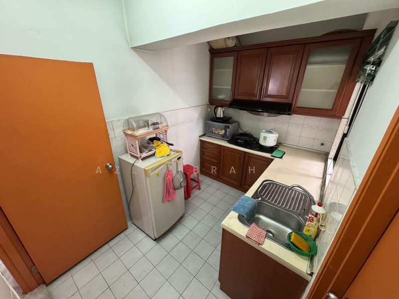 Kondominium untuk Dijual di Sri Pelangi Condominiums - Azli Ibrahim - Kitchen - PropertyGuru.com.my