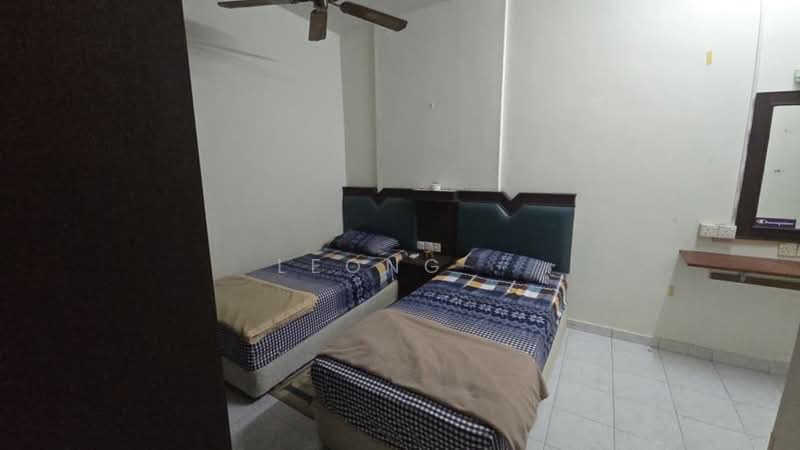 Pangsapuri untuk Dijual di Desa Mar Vista - Leong . - Bedroom - PropertyGuru.com.my