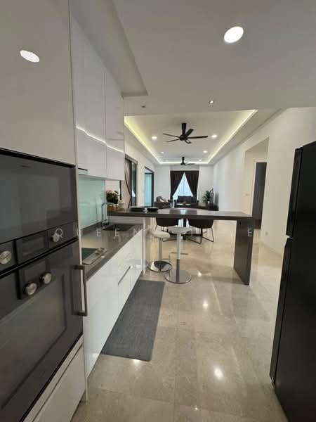 Kediaman Servis untuk Disewa di The Astaka @ 1 Bukit Senyum - Queena Thye - Kitchen - PropertyGuru.com.my