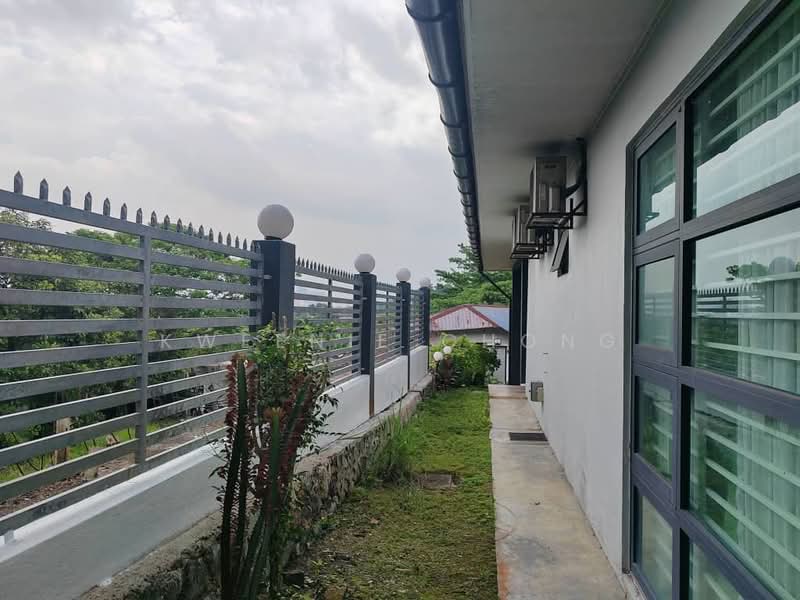 Rumah Banglo untuk Dijual di Kampung Lembah Jaya Utara (Ampang) - Kweenie Chong - Exterior - PropertyGuru.com.my