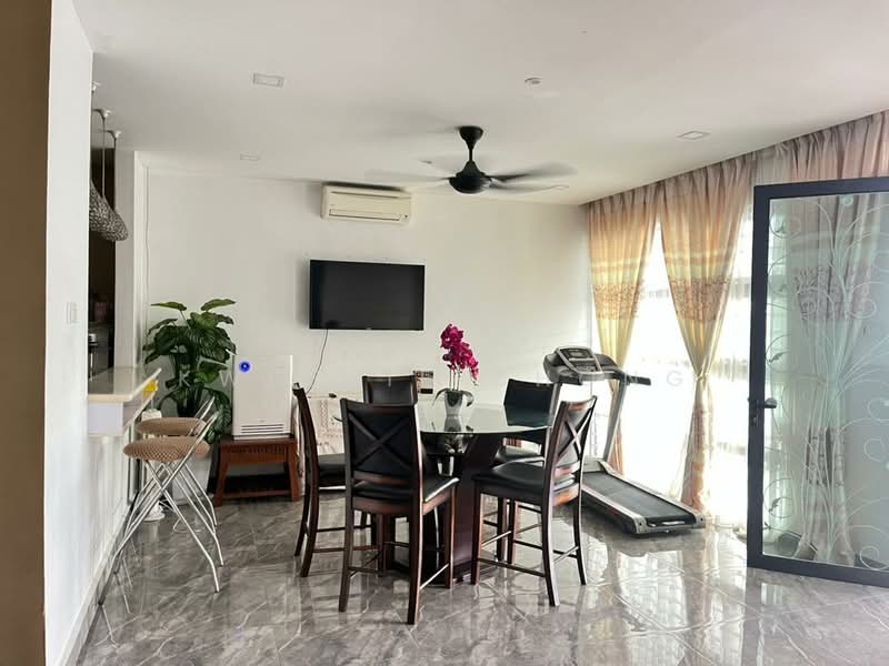 Rumah Banglo untuk Dijual di Kampung Lembah Jaya Utara (Ampang) - Kweenie Chong - Dining Room - PropertyGuru.com.my