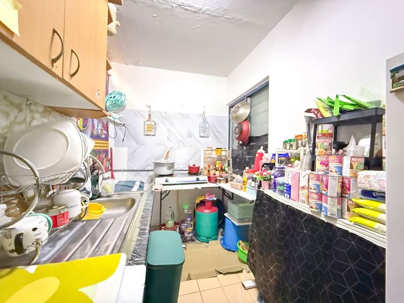 Flat for Sale at Teratai - Deeya Yusof - PropertyGuru.com.my