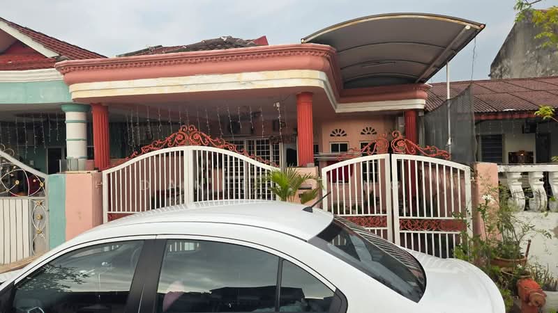 Rumah Bandar untuk Dijual di Taman Klang Utama (Kapar) - Daniel Yong - Exterior - PropertyGuru.com.my