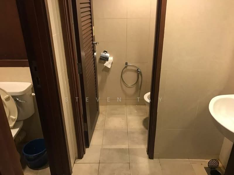 Pejabat untuk Dijual di Bandar Sri Permaisuri (Cheras) - Steven Tay - Bathroom - PropertyGuru.com.my