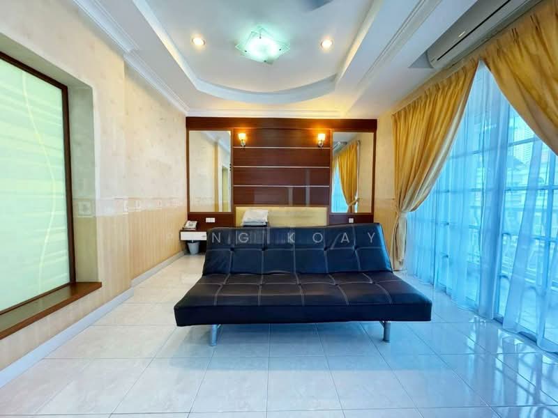 Rumah Berkembar untuk Dijual di Bukit Gambir (Gelugor) - Ping Koay - Living Room - PropertyGuru.com.my