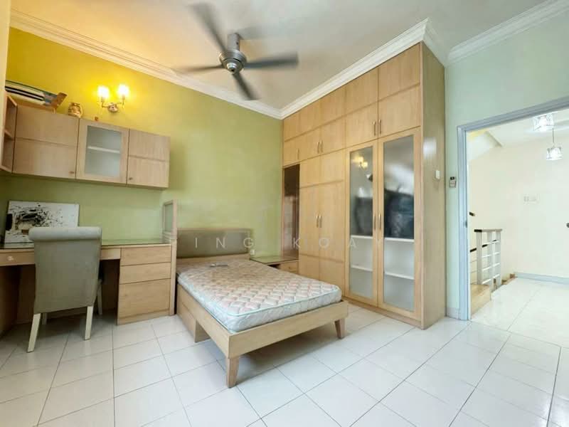 Rumah Berkembar untuk Dijual di Bukit Gambir (Gelugor) - Ping Koay - Bedroom - PropertyGuru.com.my