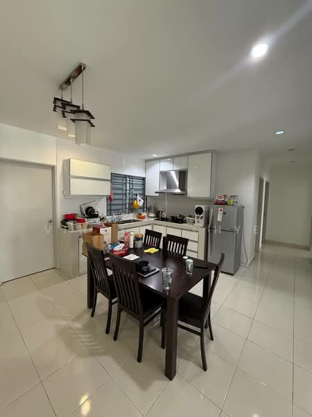 Service Residence for Sale at Koi Kinrara - Vincent Chye - Kitchen - PropertyGuru.com.my