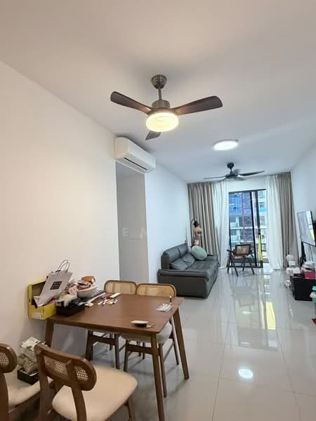 Kondominium untuk Disewa di Kuchai Sentral - Vincent Chye - Living Room - PropertyGuru.com.my