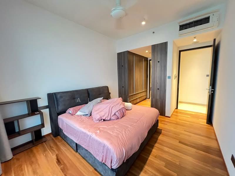 Servis Apartment untuk Disewa di Marriott Residence @ Gurney - Alex Lim - Bedroom - PropertyGuru.com.my